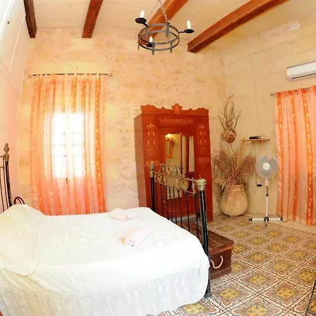Vakantiehuis 6 Bedroom With Large Private Pool