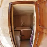 6 Bedroom With Large Private Pool Ghajn Melel