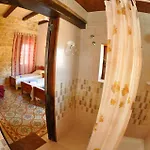 6 Bedroom With Large Private Pool בית נופש *