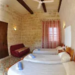 6 Bedroom With Large Private Pool בית נופש *
