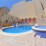 בית נופש 6 Bedroom With Large Private Pool